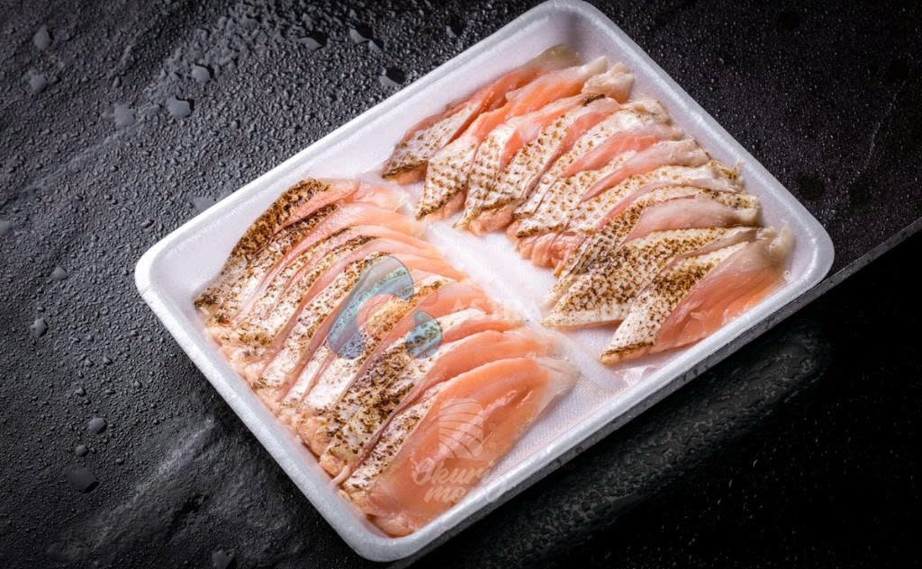 Cá hồi áp chảo cắt lát